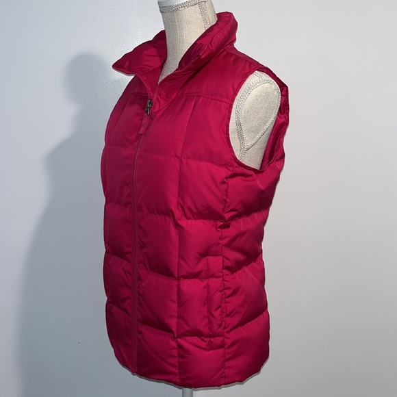 Land’s End Pink Puffer Vest - Picture 7 of 13